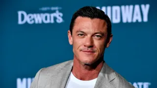 Luke Evans to Star as Dr. Frank-N-Furter in Broadway Revival of "Rocky Horror Picture Show"